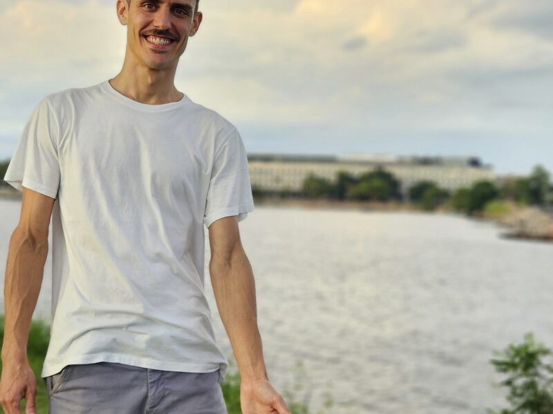 Massoterapeuta certificado atende Centro e Zona Sul