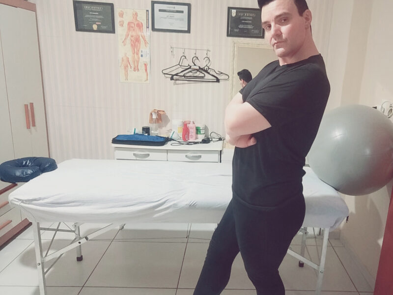 Nando Massagista - Massagem e Conexão (Homens e Mulheres).