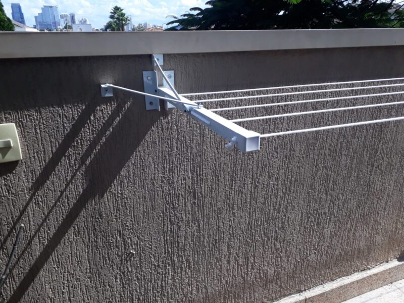 Instalação de Varal de Teto